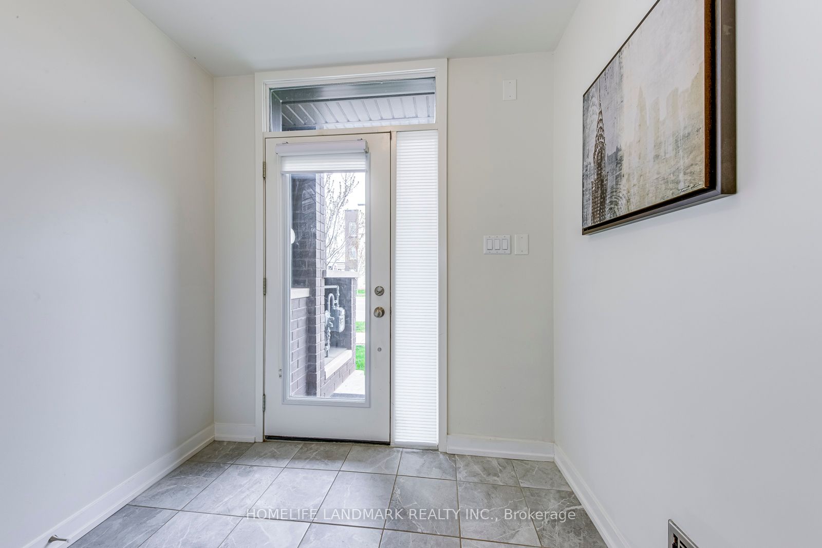 3098 Ernest Appelbe Boulevard