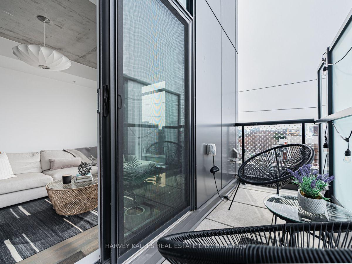 2 Bedrooms Condo at 109 Ossington,  Toronto For sale