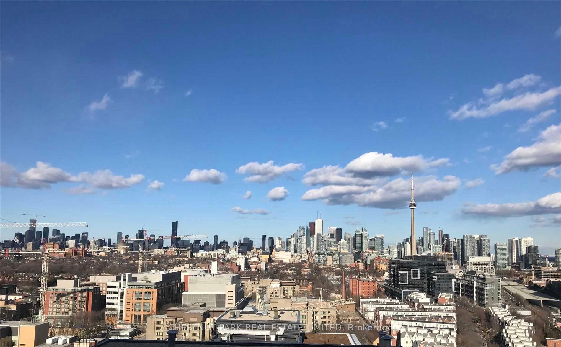 2 Bedrooms Condo at 36 Lisgar, Toronto For sale