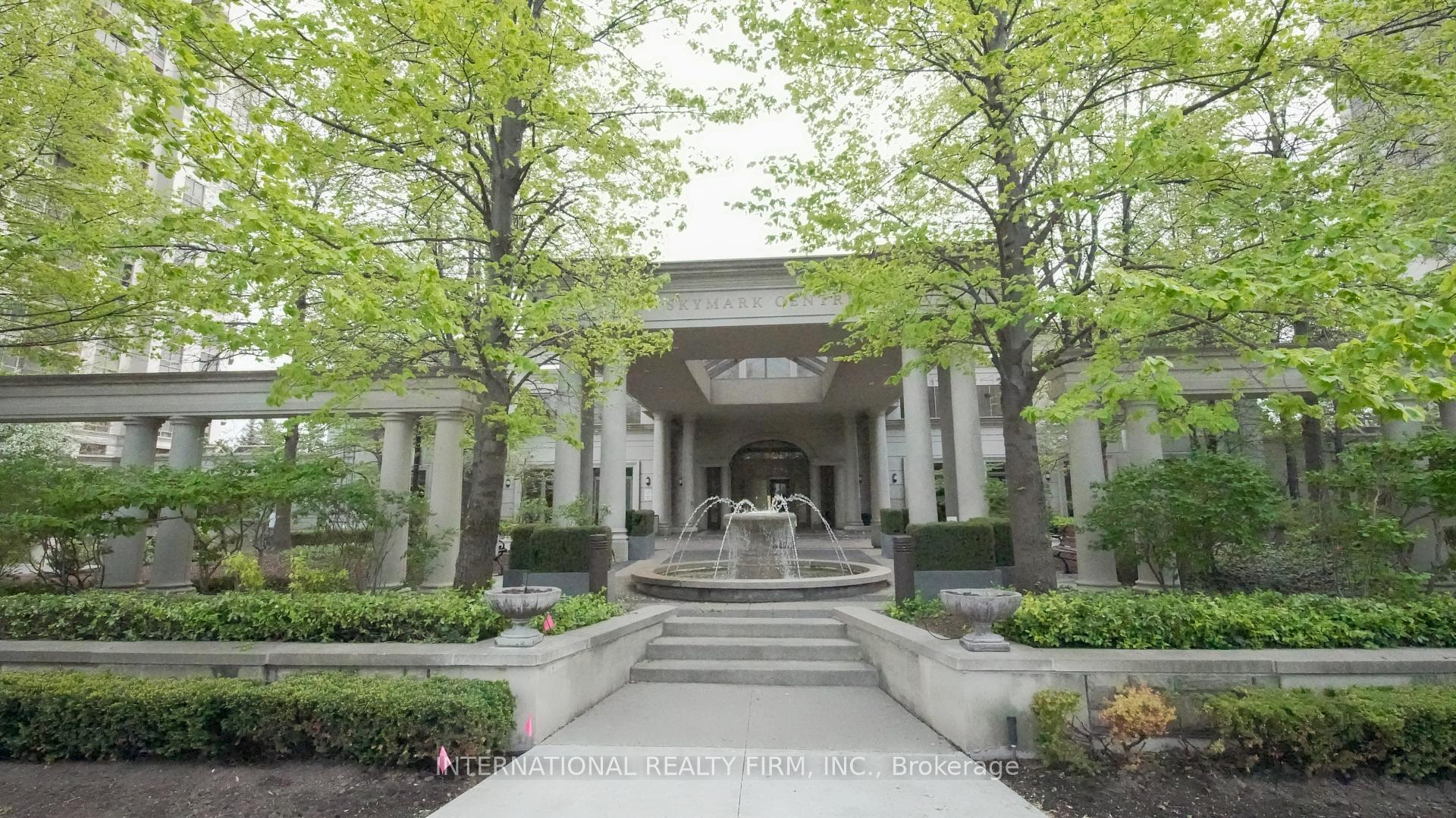 1 Bedroom Condo at 80 Harrison Garden, Toronto For sale