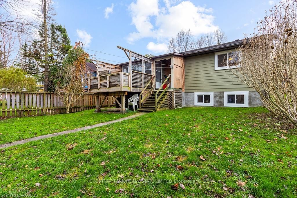 33 COOK Street, Meaford, ON N4L 1V3
