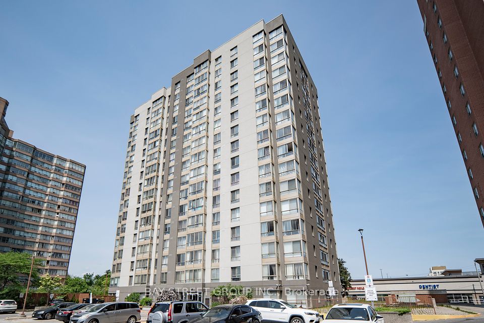 2470 Eglinton