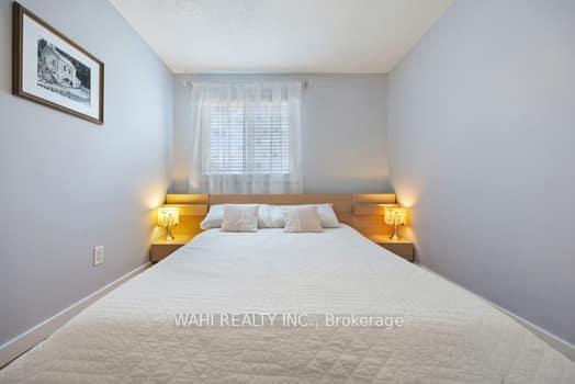 4 Bedrooms Condo at 3175 KIRWIN,  Mississauga For sale