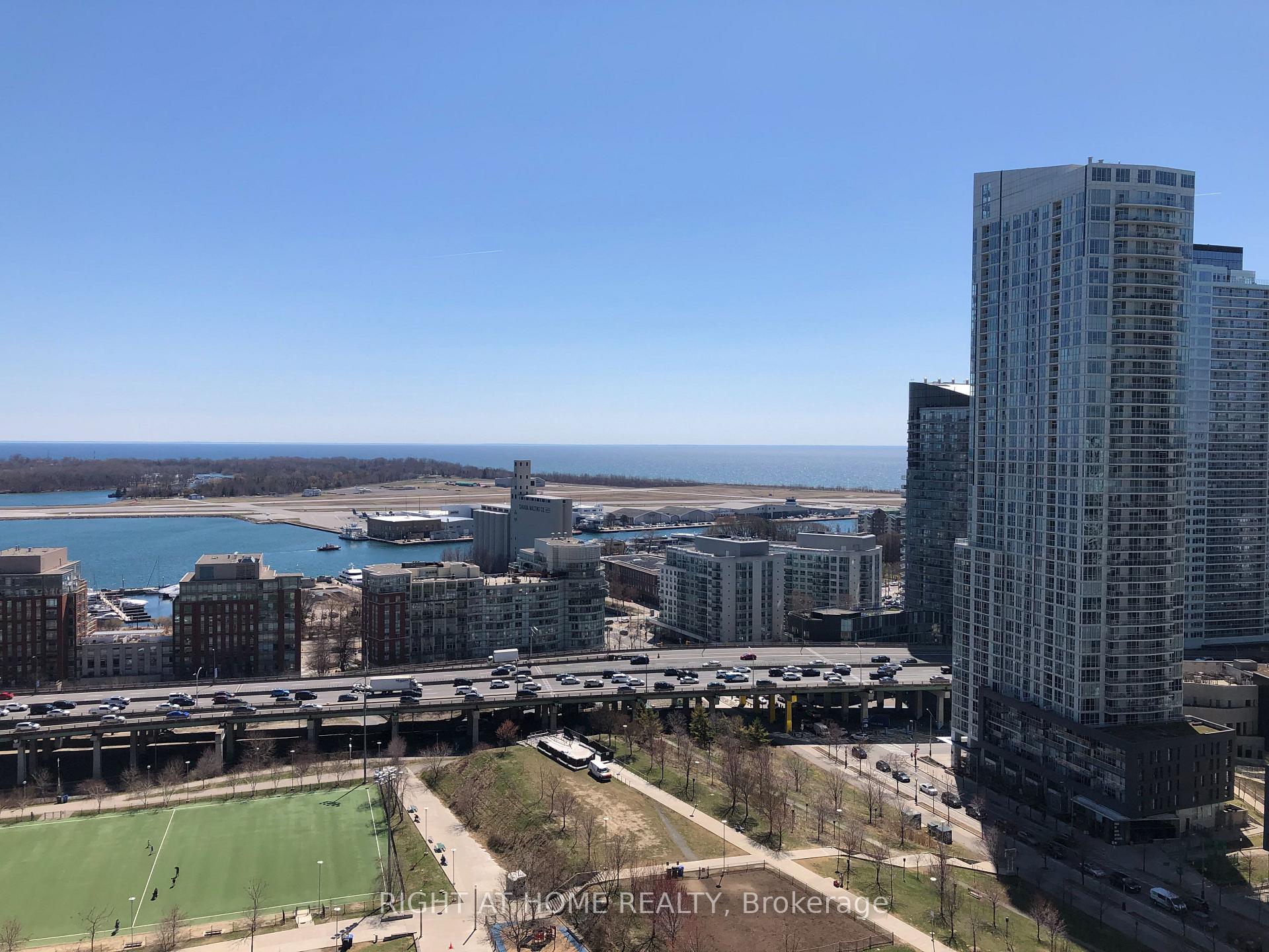 2 Bedrooms Condo at 15 Iceboat,  Toronto For sale