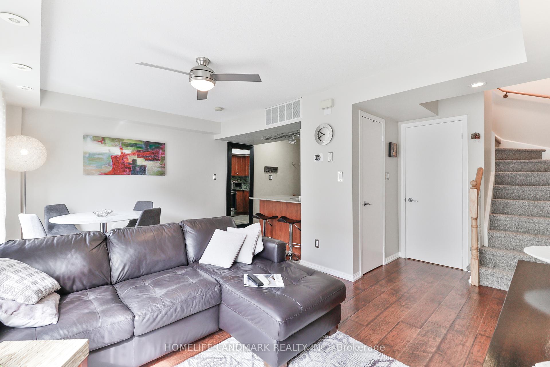 3 Bedrooms Condo at 26 Laidlaw, Toronto For sale