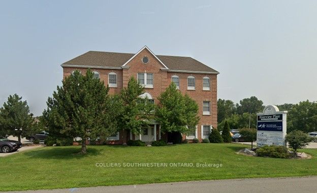 405 Riverview