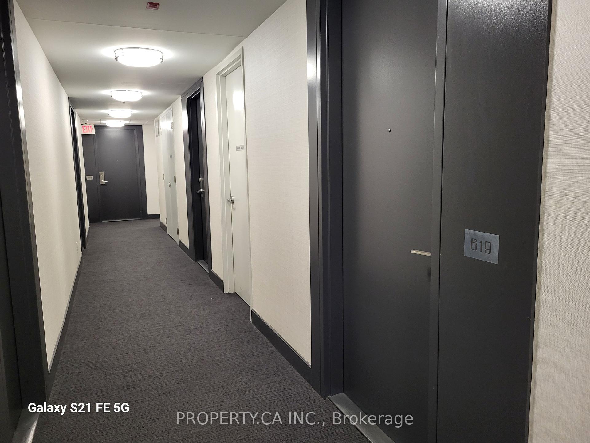 #619 - 377 Madison Avenue, Toronto Unit: 619
