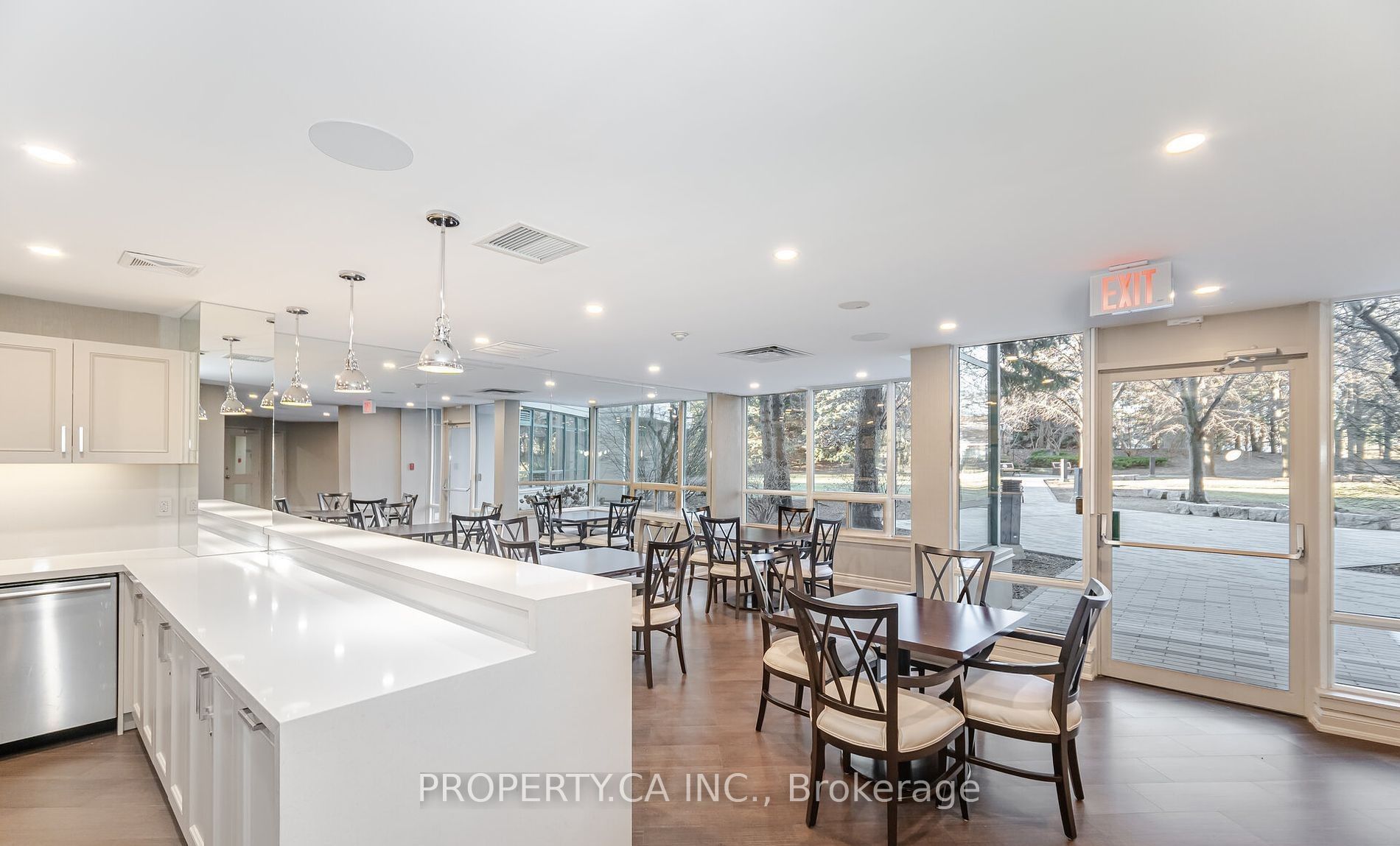 7250 Yonge Street, #605