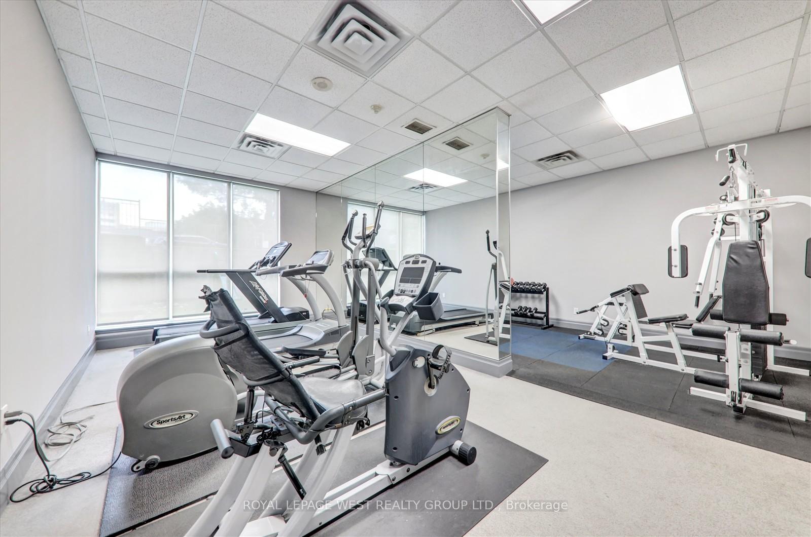 1 Bedroom Condo at 2088 Lawrence, Toronto For sale