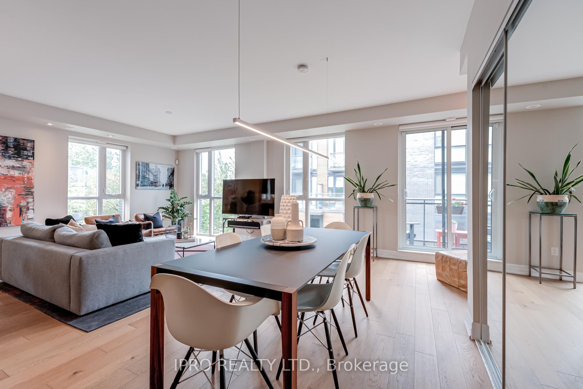 5 Bedrooms Condo at 15 Sousa Mendes, Toronto For sale