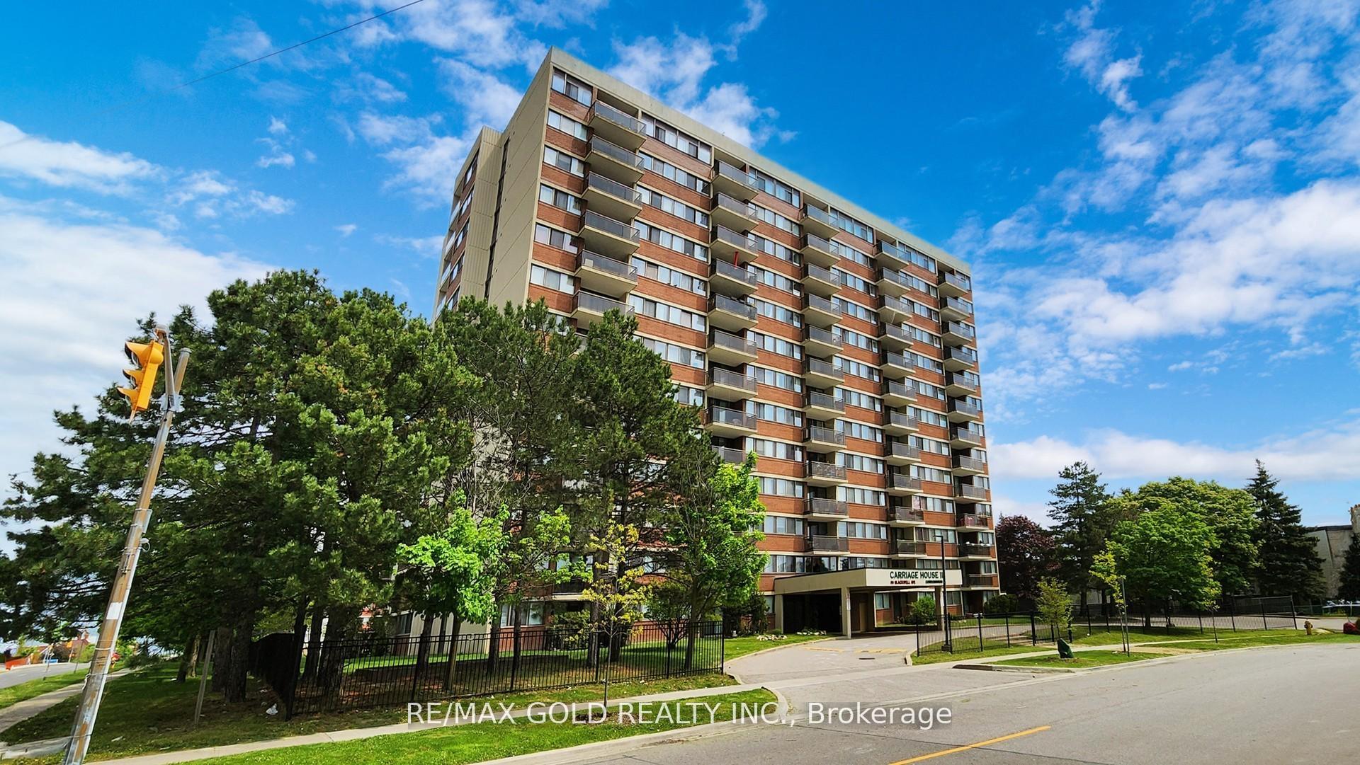 2 Bedrooms Condo at 99 Blackwell, Toronto For sale