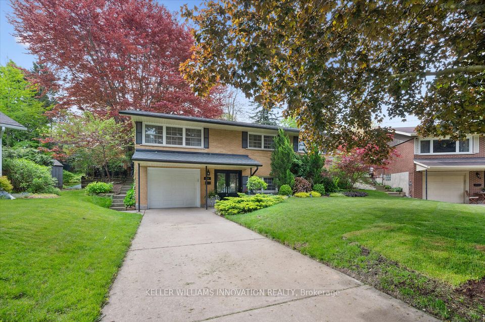 12 Glendale Place