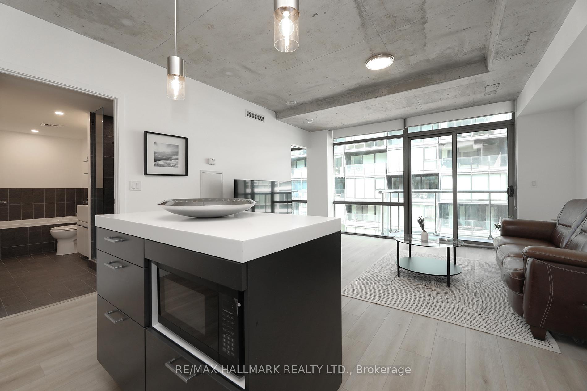 1 Bedroom Condo at 55 Stewart, Toronto For sale