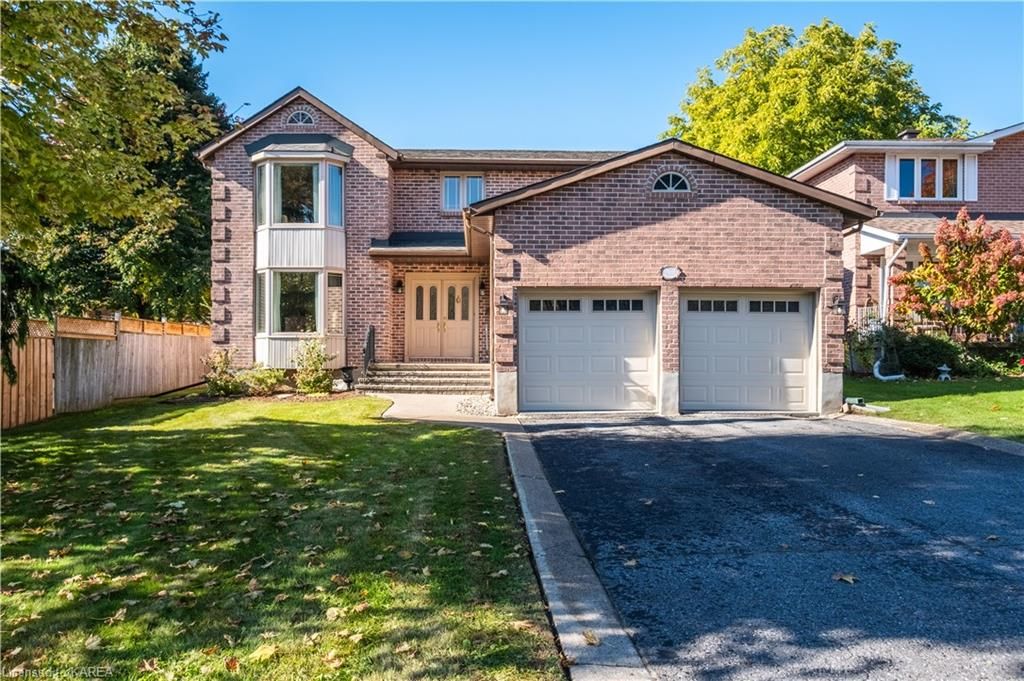 969 MONA Drive Kingston Ontario K7P 2J5