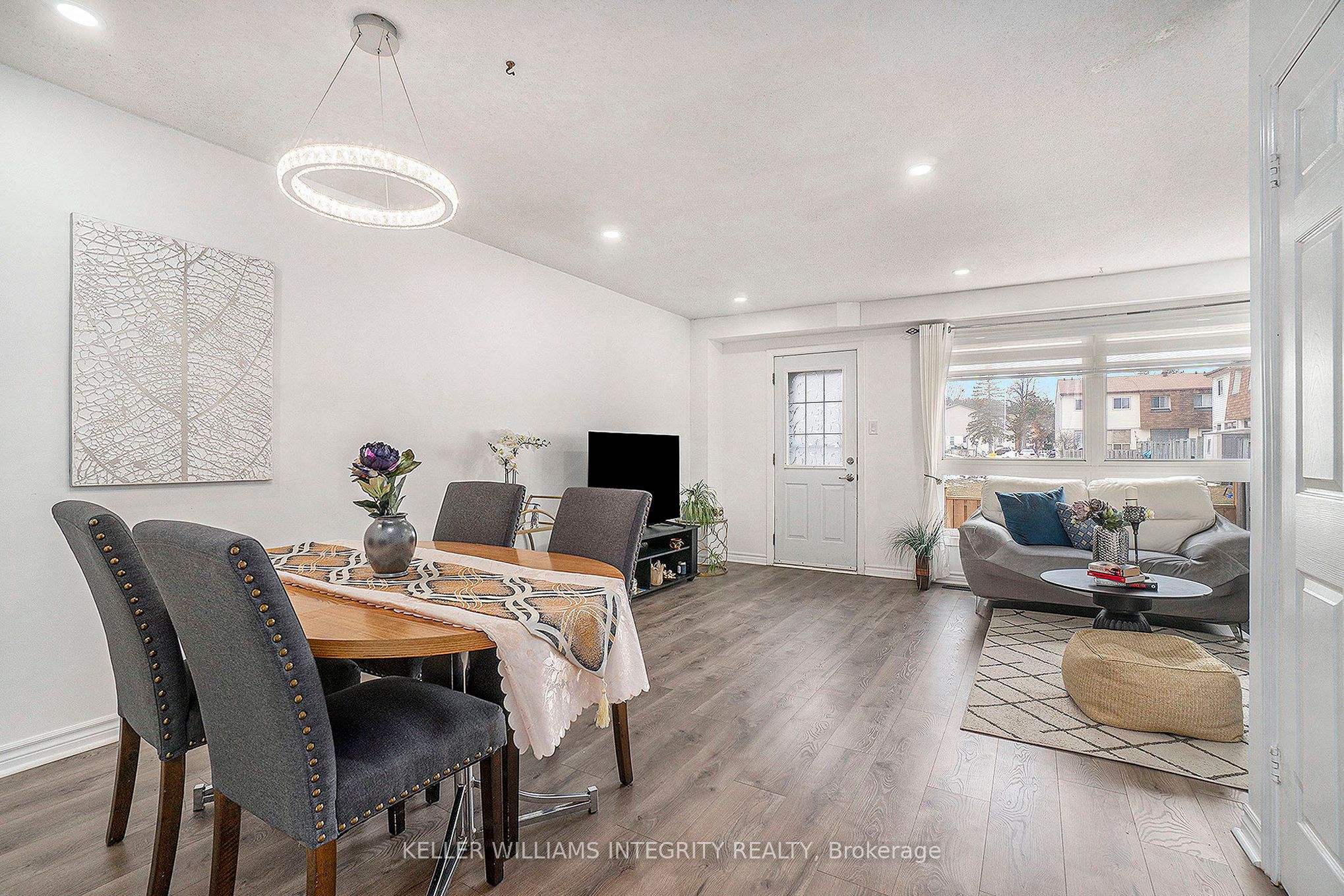 #A - 85 Seyton Drive, BellsCornersandSouthtoFallowfield, ON K2H 8Y7