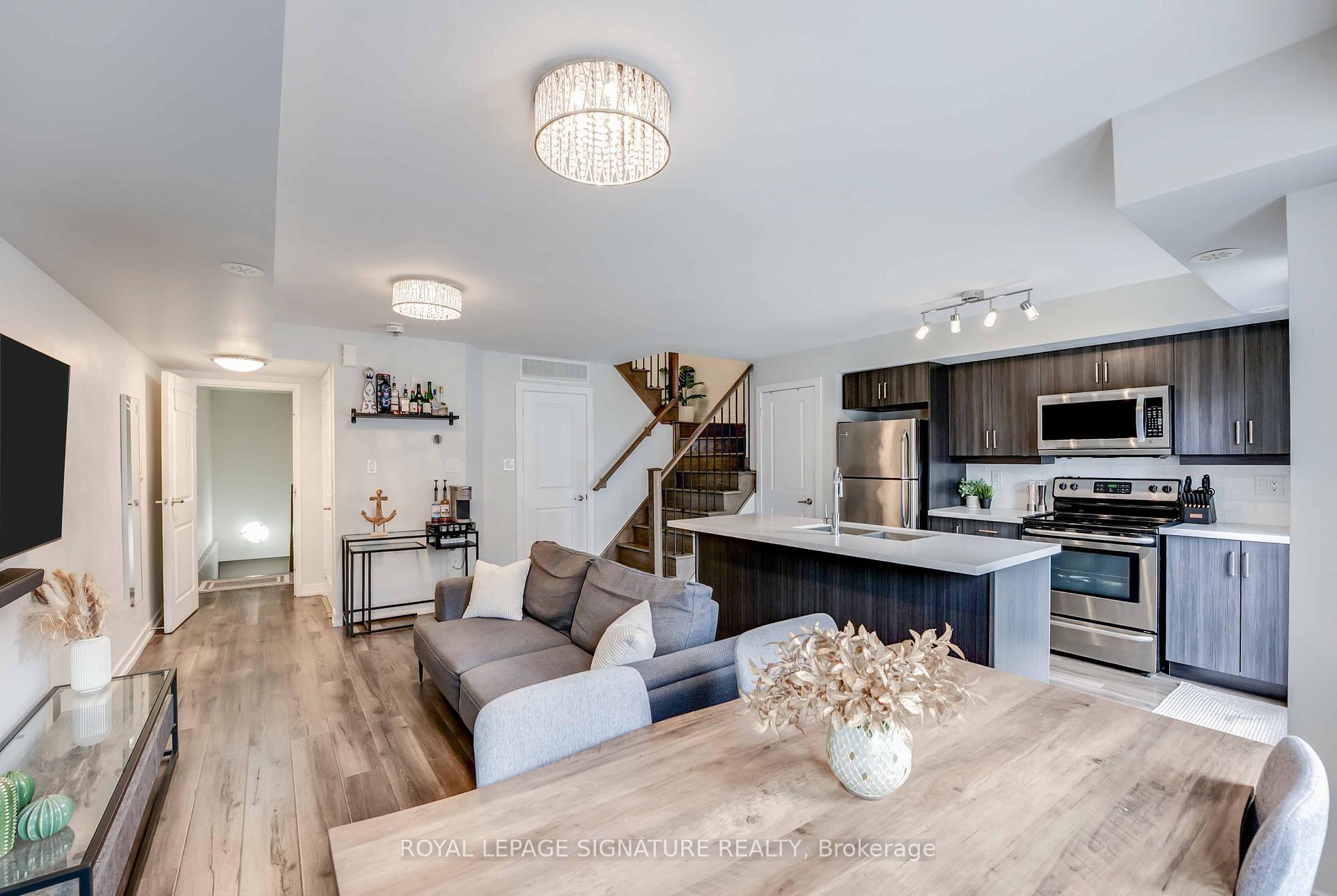2 Bedrooms Condo at 2315 Sheppard,  Toronto For sale