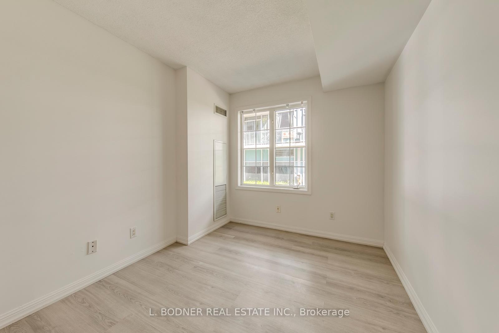 1 Bedroom Condo at 70 Douro, Toronto For sale