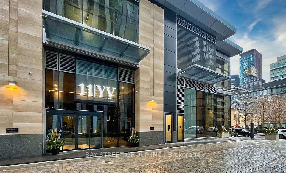 11 Yorkville Avenue