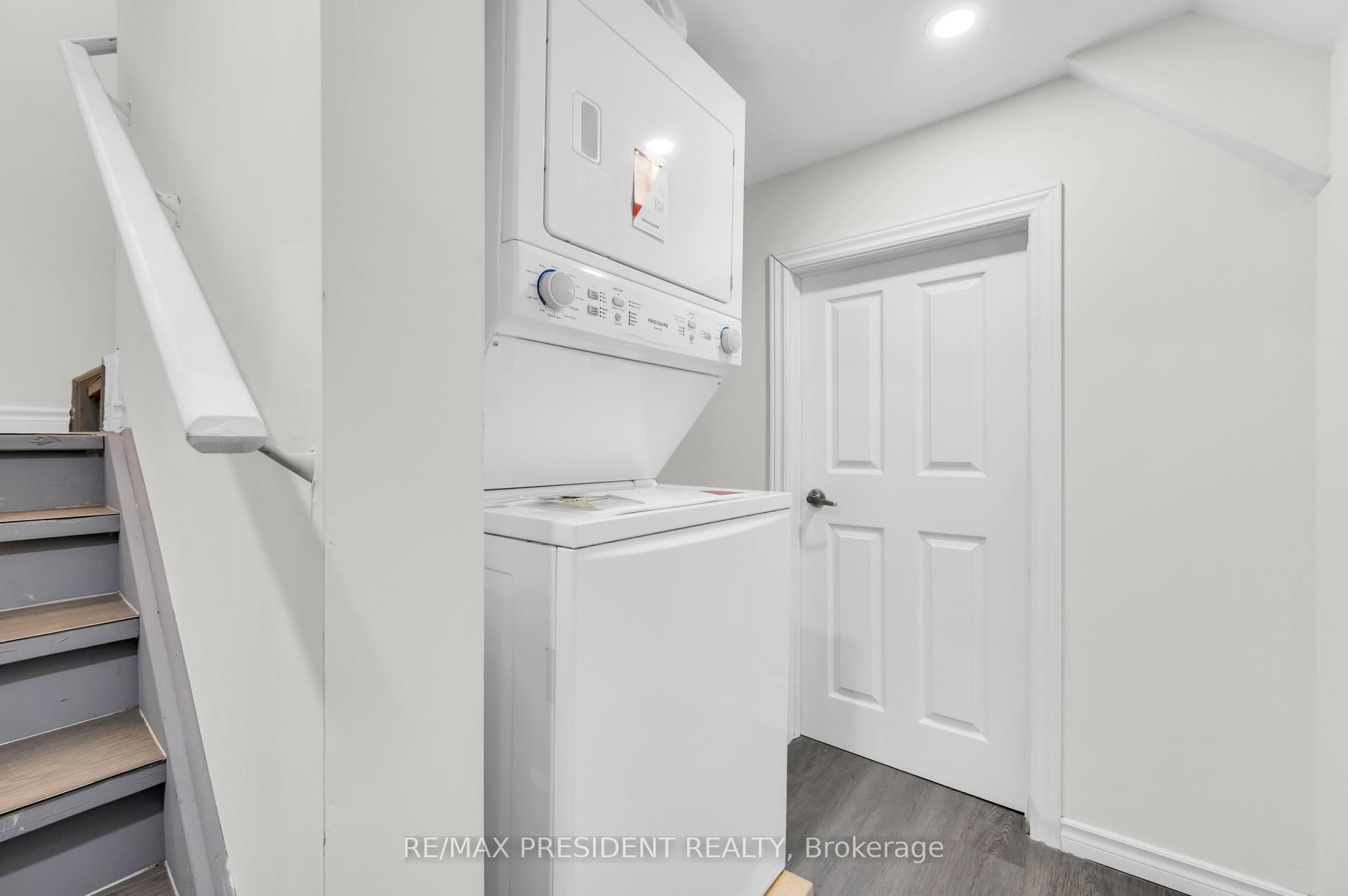 10 Callahan Court