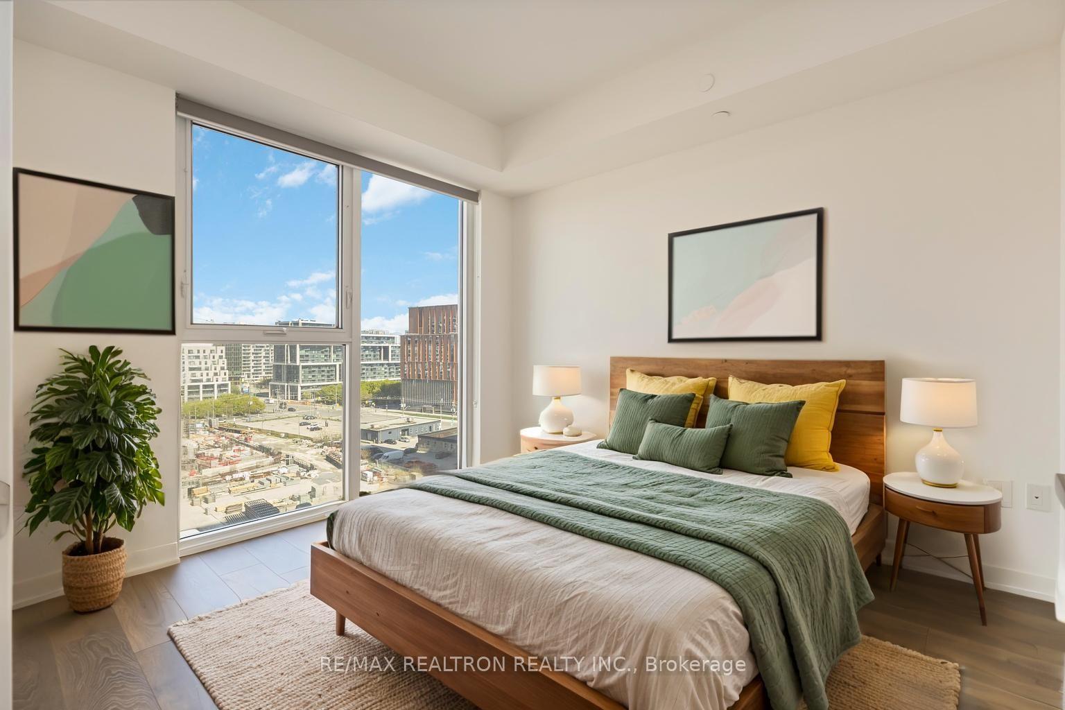 2 Bedrooms Condo at 20 Richardson, Toronto For sale