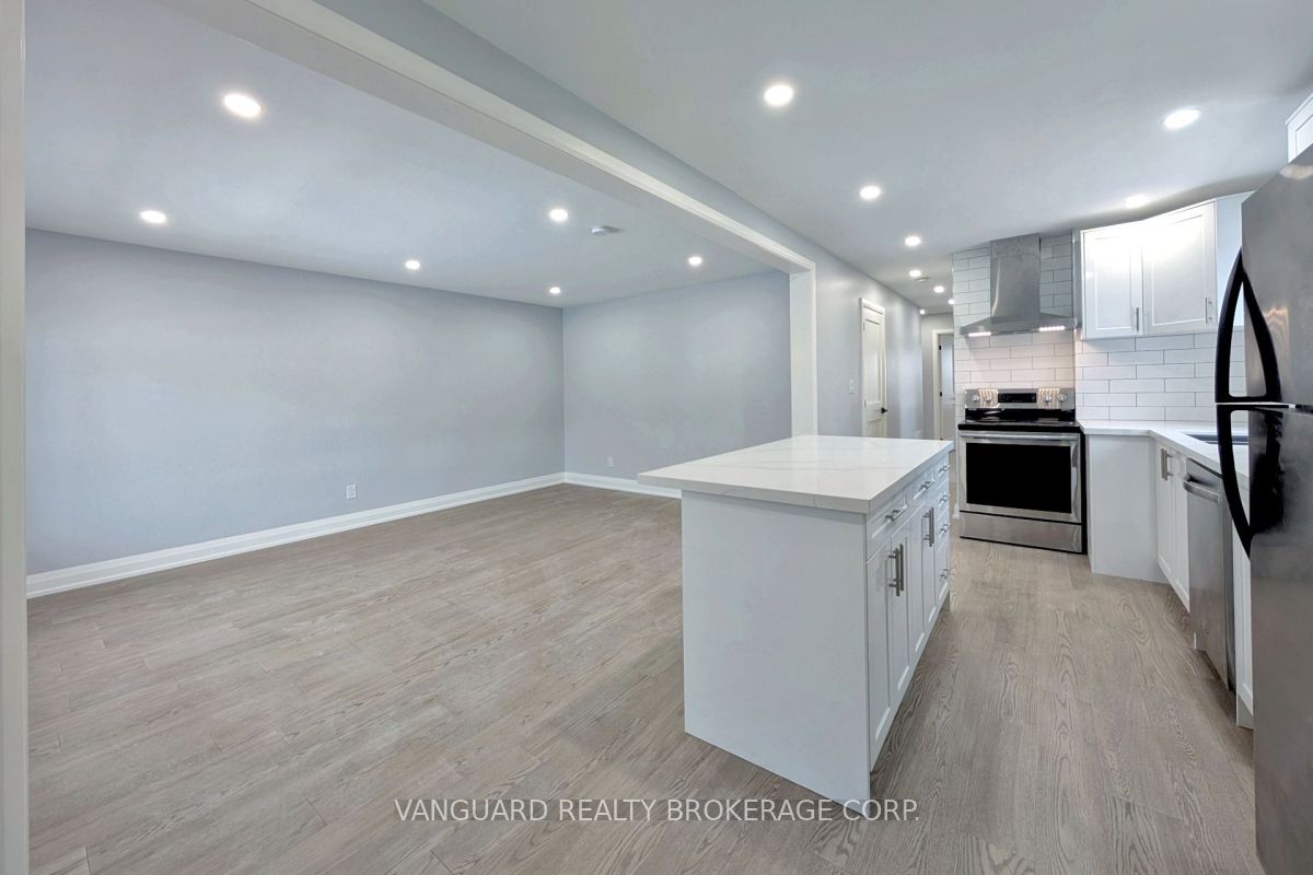 14 Bradfield Avenue