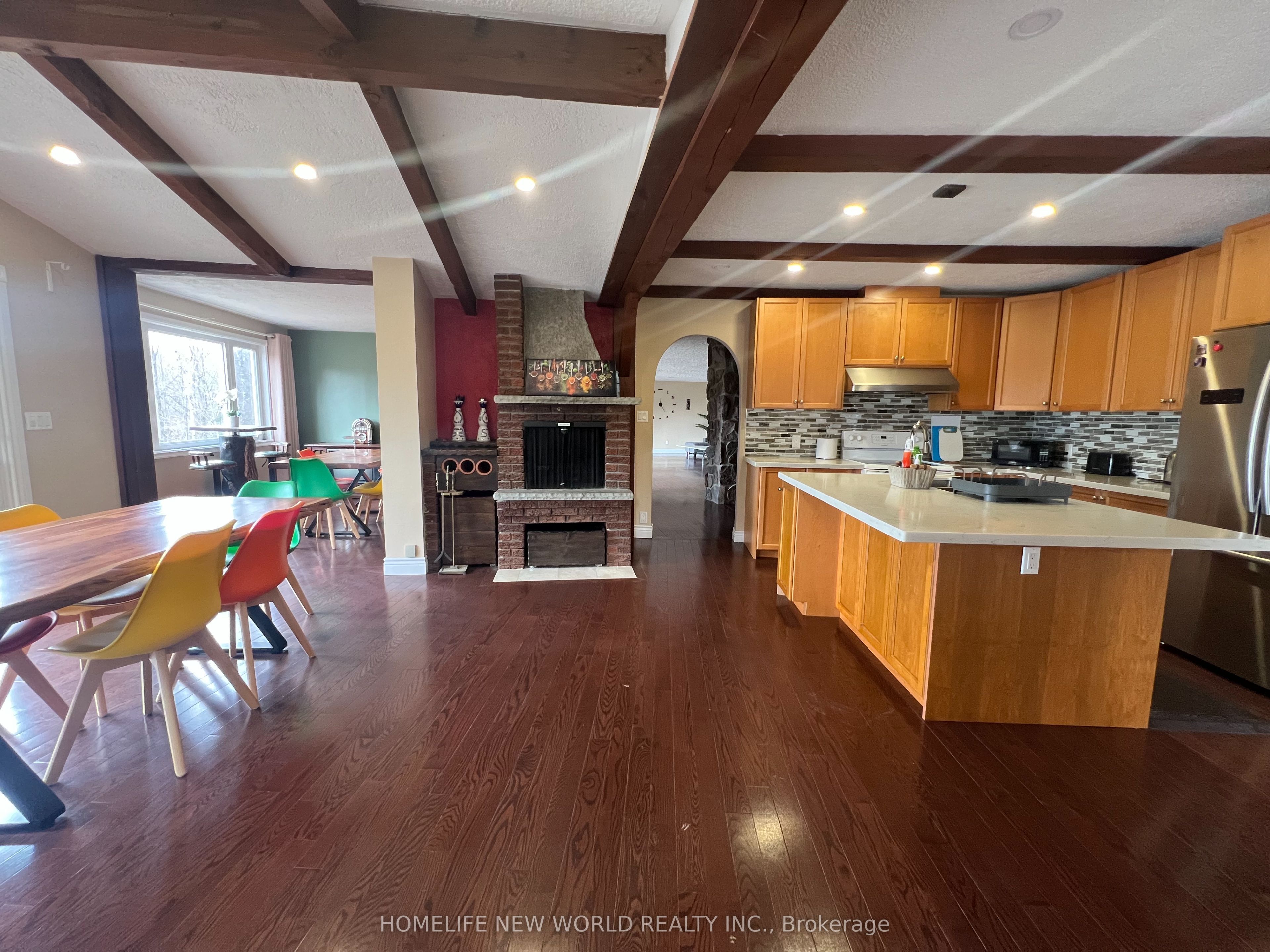3134 Bloomington Road