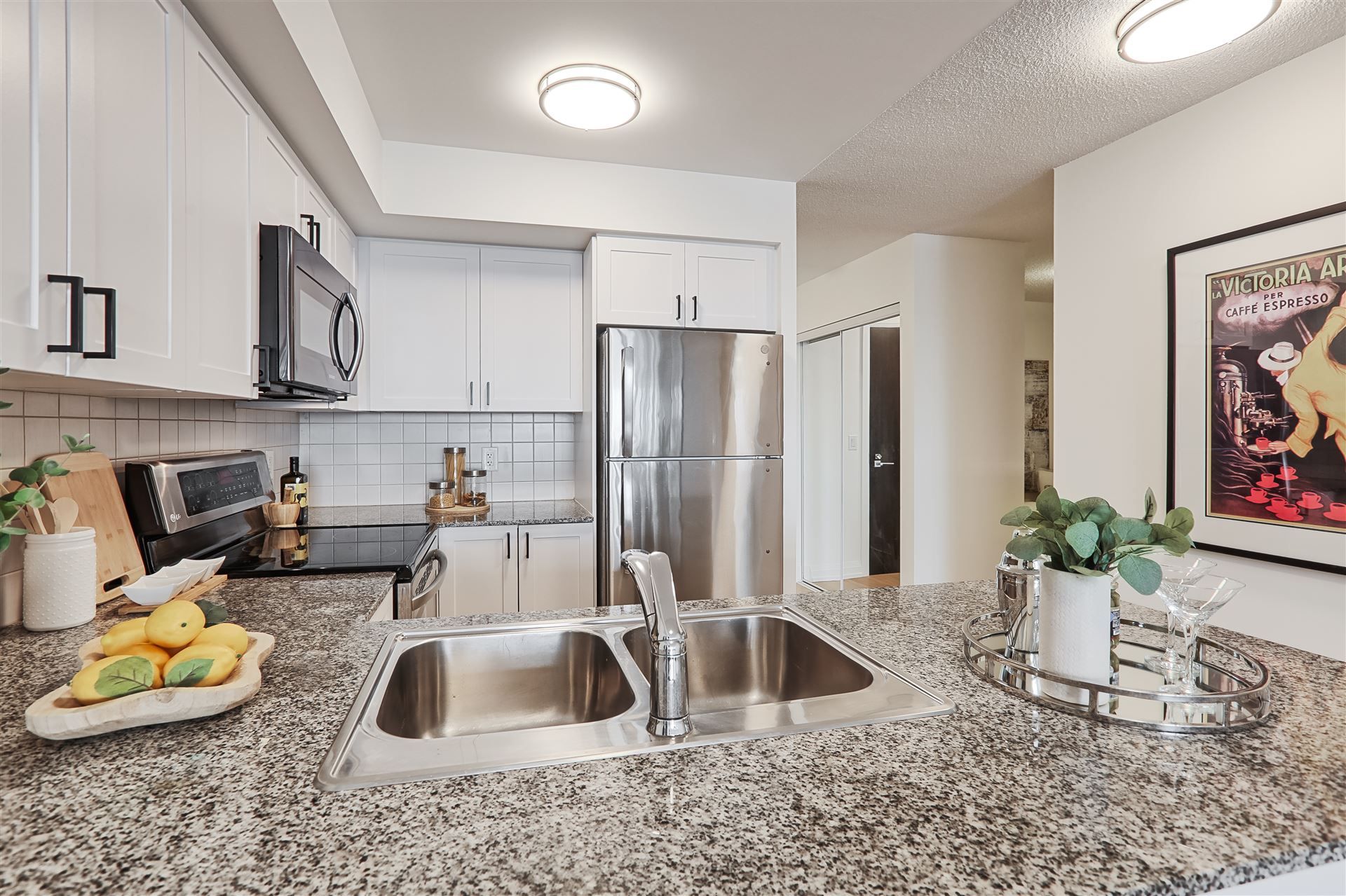 1070 Sheppard Avenue W 912