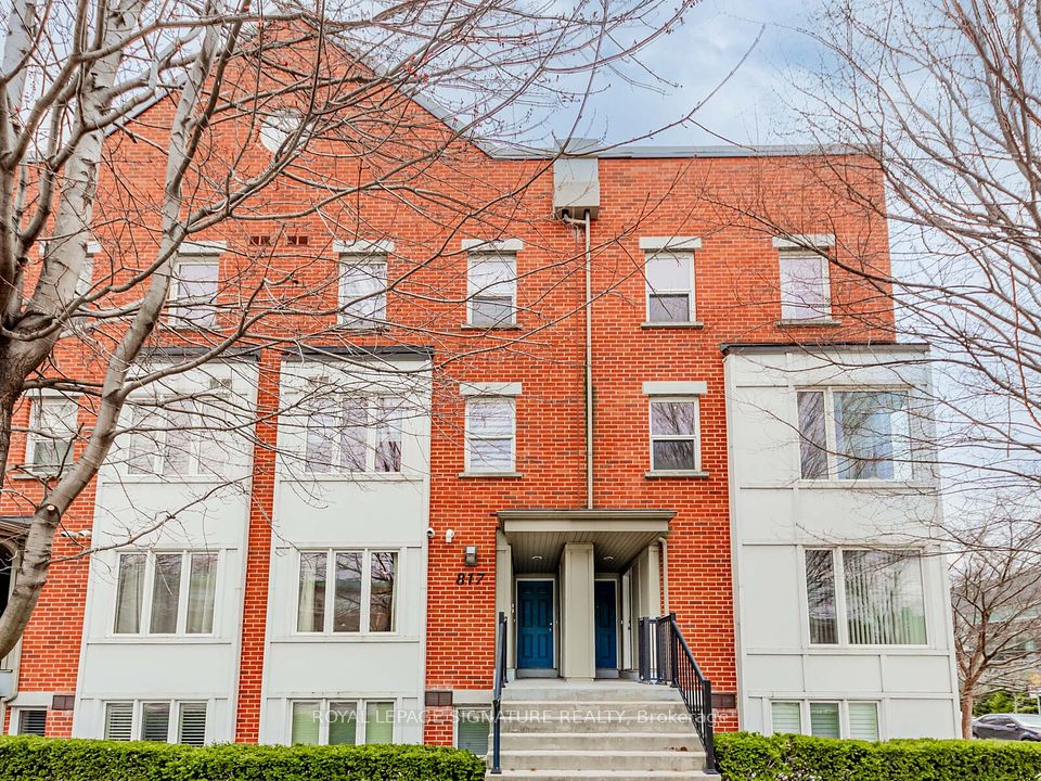 817 Dundas