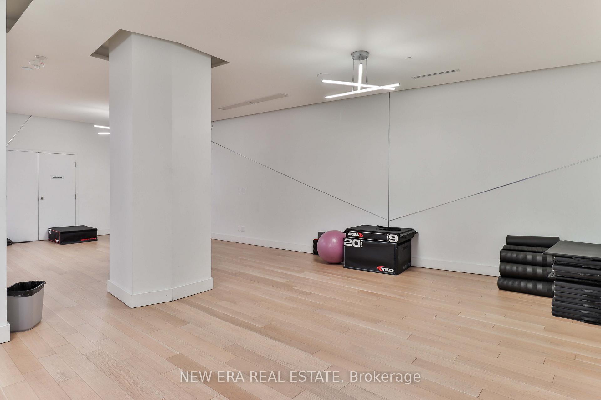 1 Bedroom Condo at 30 Ordnance, Toronto For sale