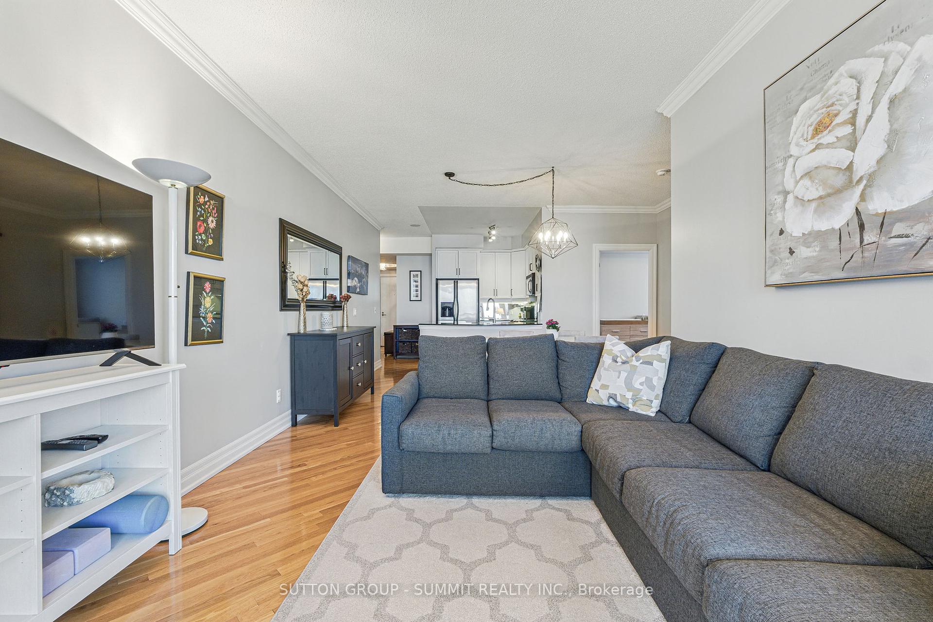 2 Bedrooms Condo at 2083 Lake Shore, Toronto For sale