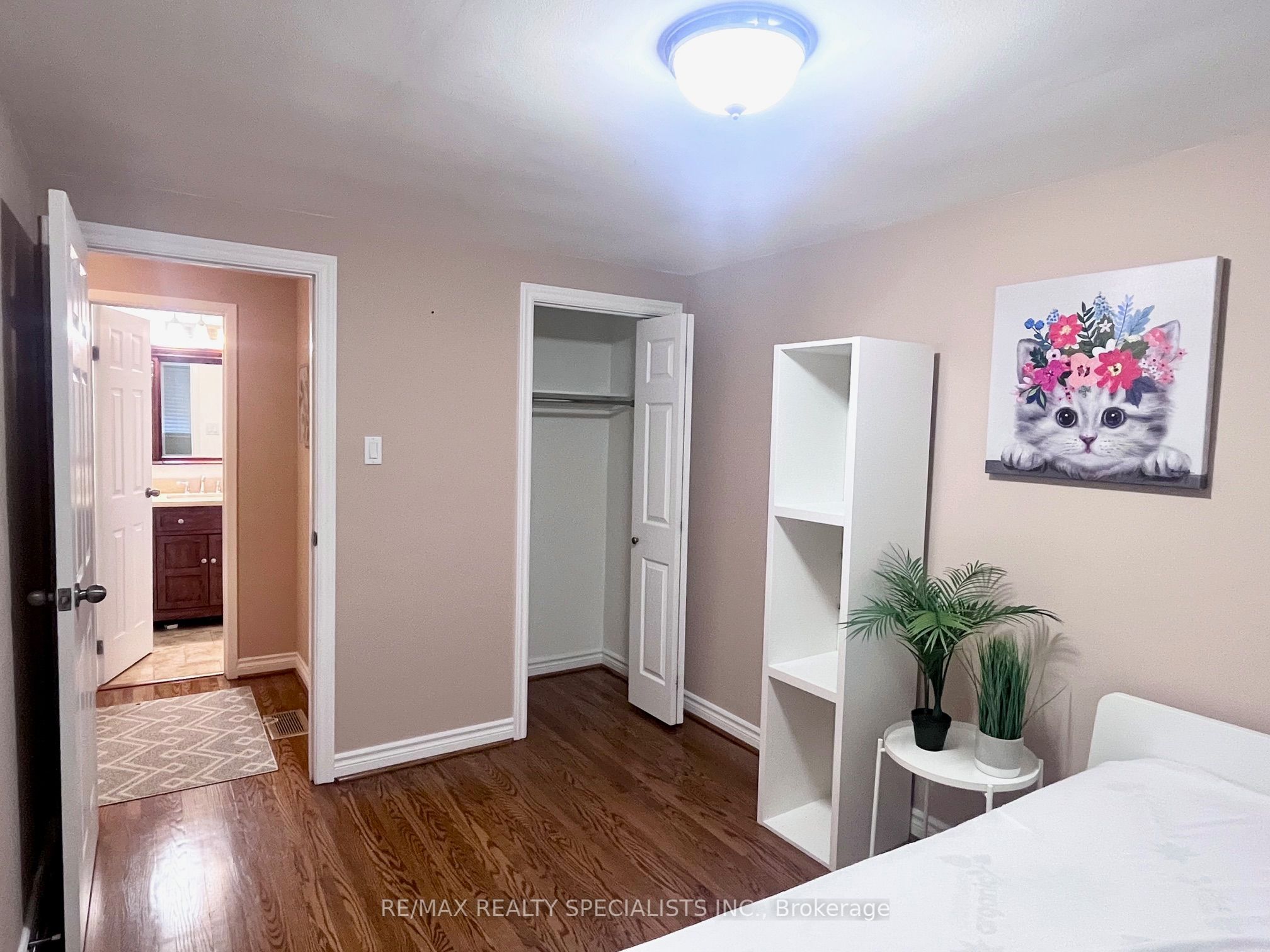 15 Caldwell Crescent, #Room 1
