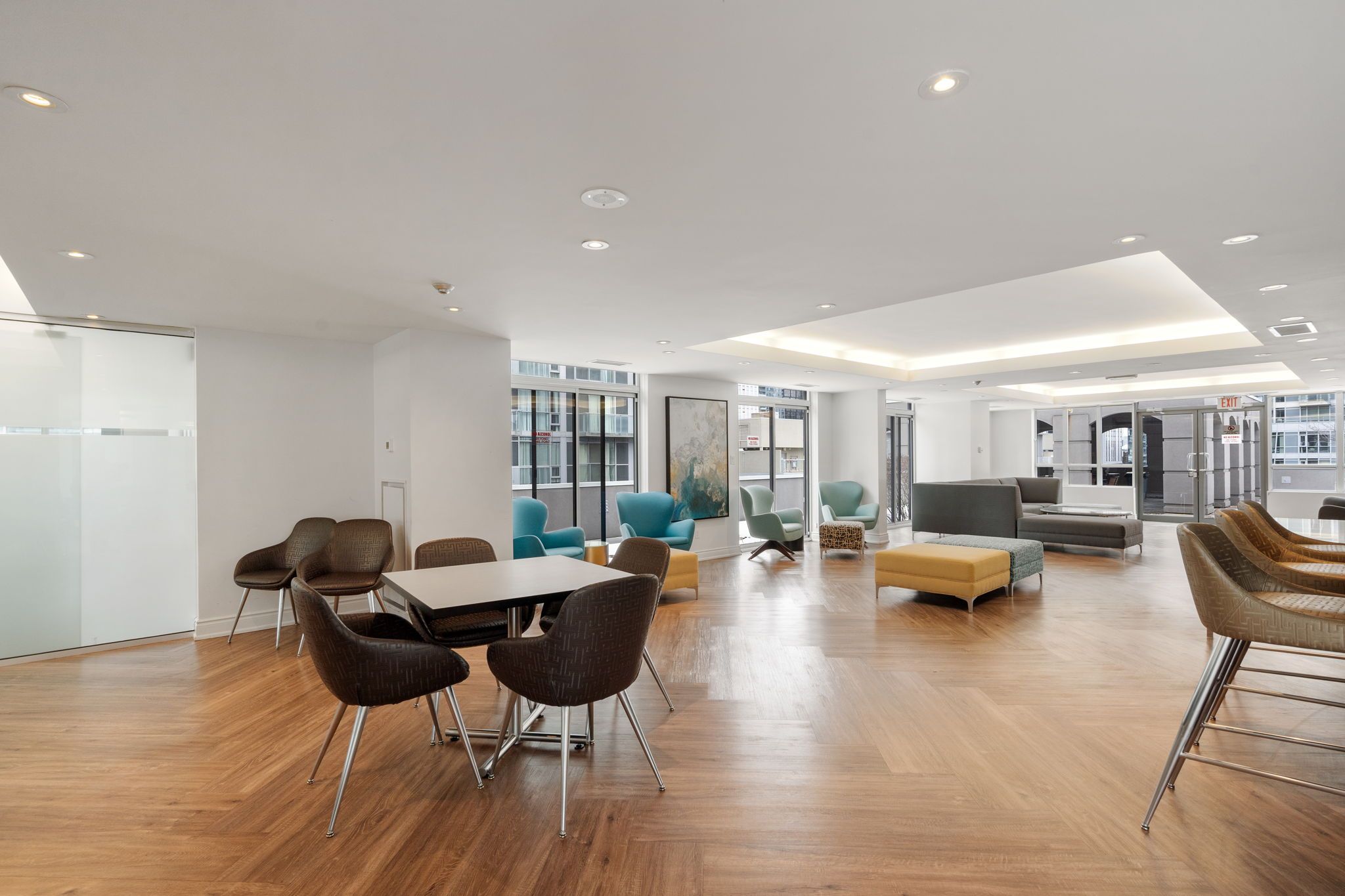 140 Simcoe Street 1412