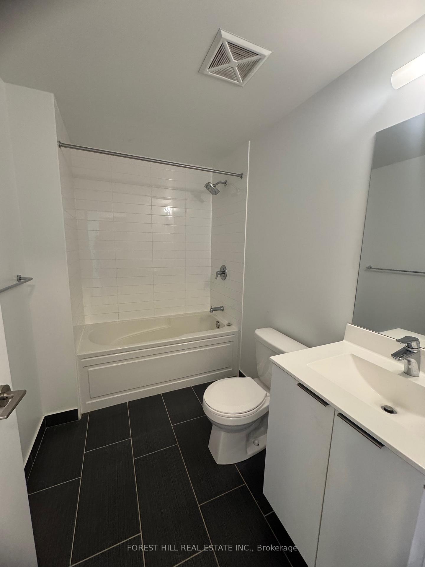 1 Bedroom Condo at 30 Shore Breeze, Toronto For sale