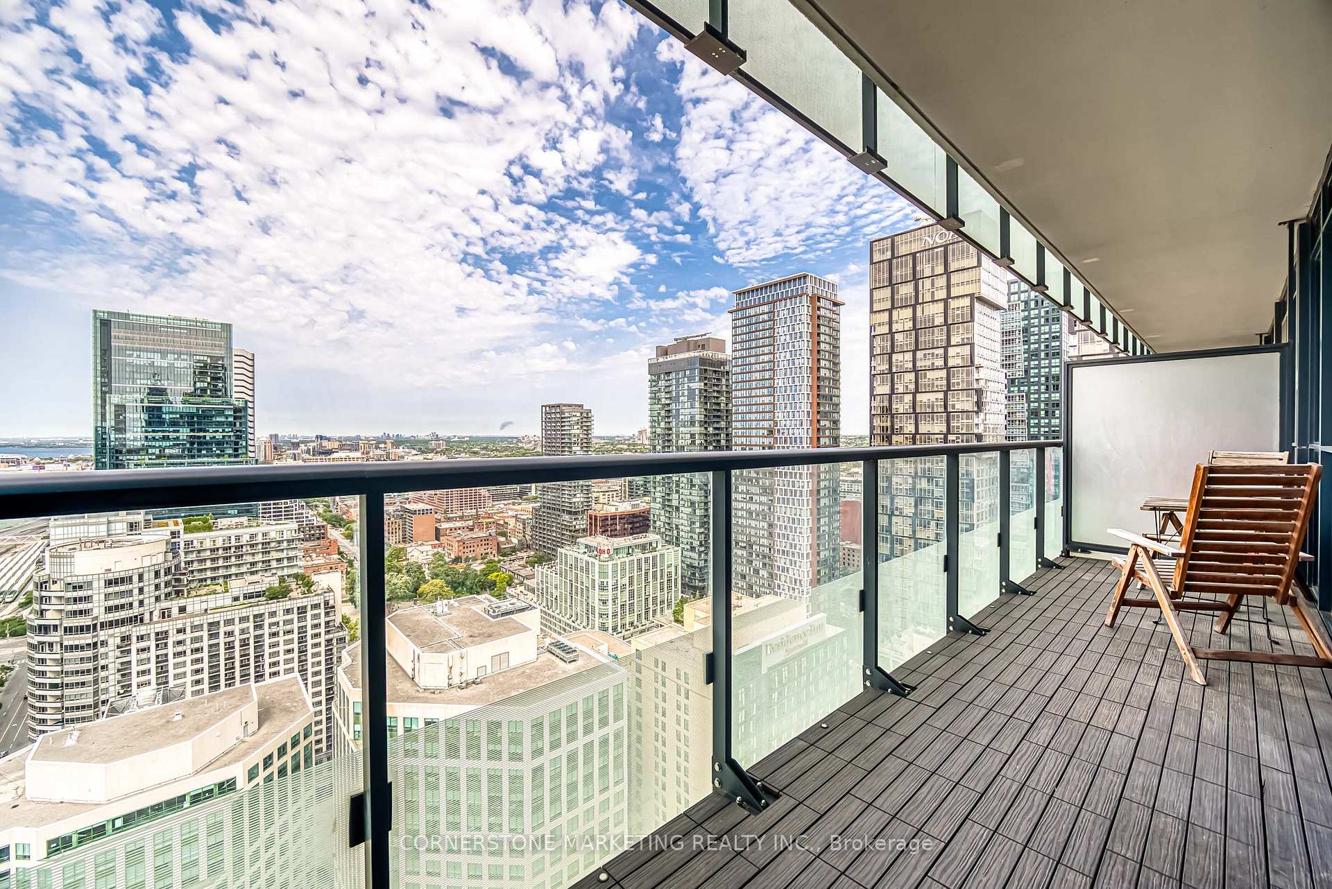 1 Bedroom Condo at 300 Front, Toronto For sale