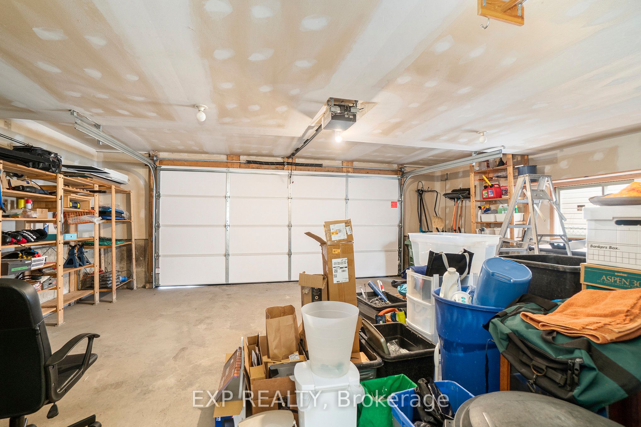 291 Carleton Avenue, TunneysPastureandOttawaWest, ON K1Y 0J7