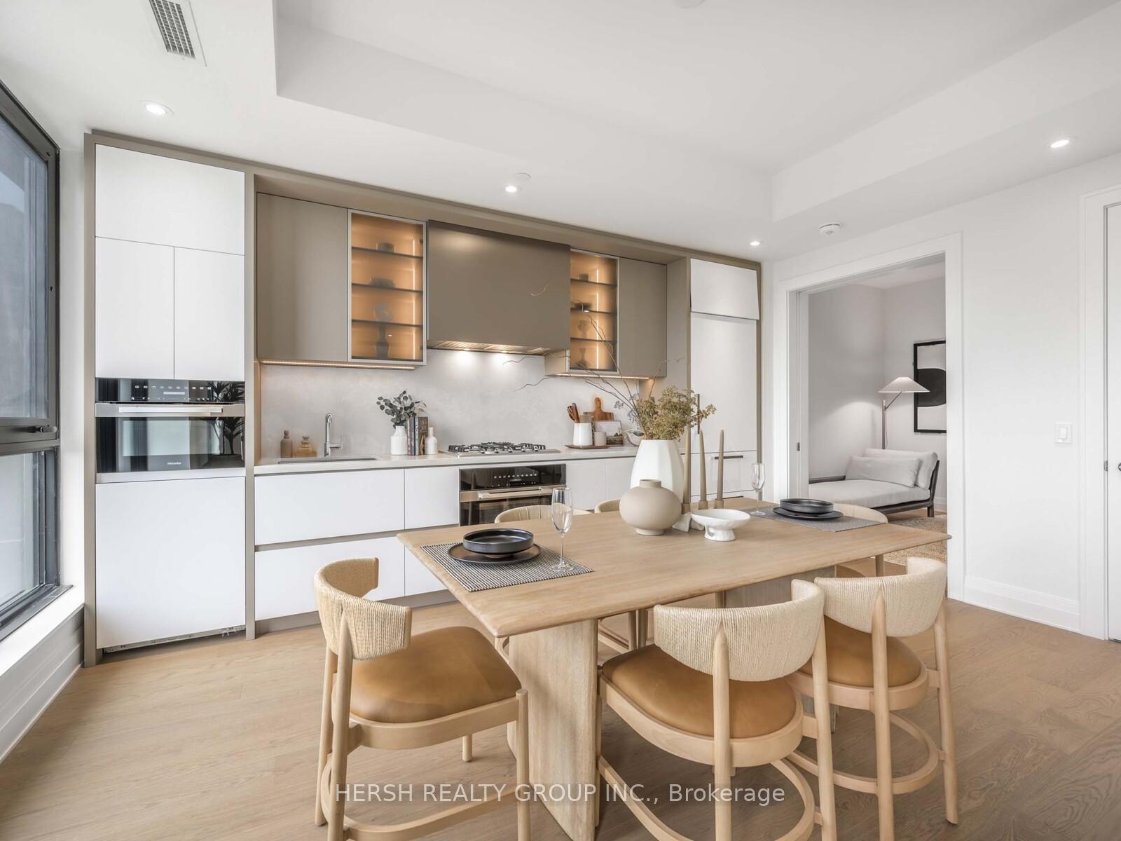 2 Bedrooms Condo at 2 Forest Hill, Toronto For sale