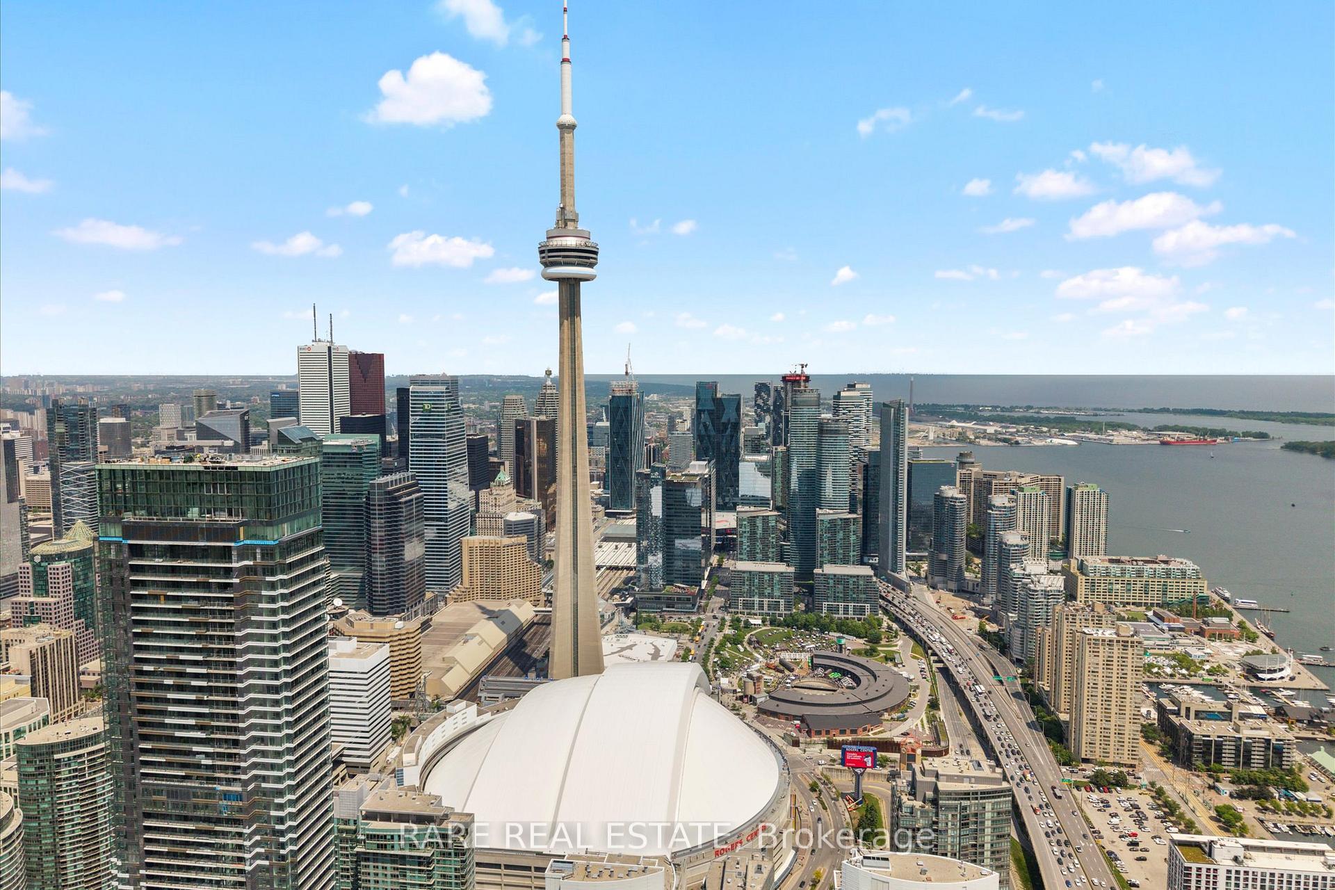 3 Bedrooms Condo at 11 Brunel, Toronto For sale