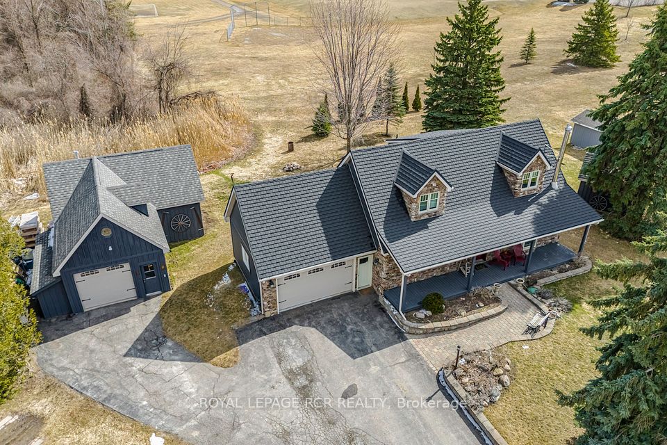2163 Concession 8