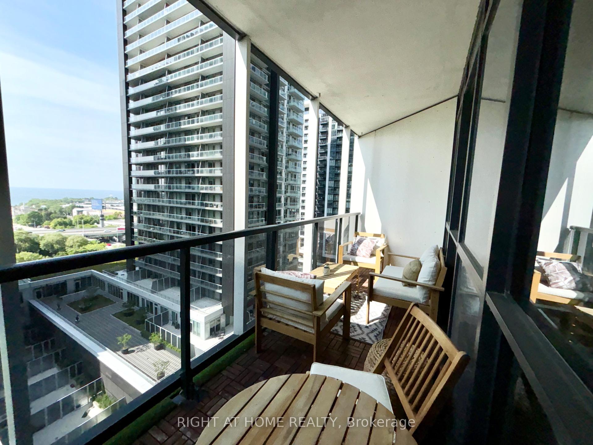 2 Bedrooms Condo at 50 Ordnance, Toronto For sale