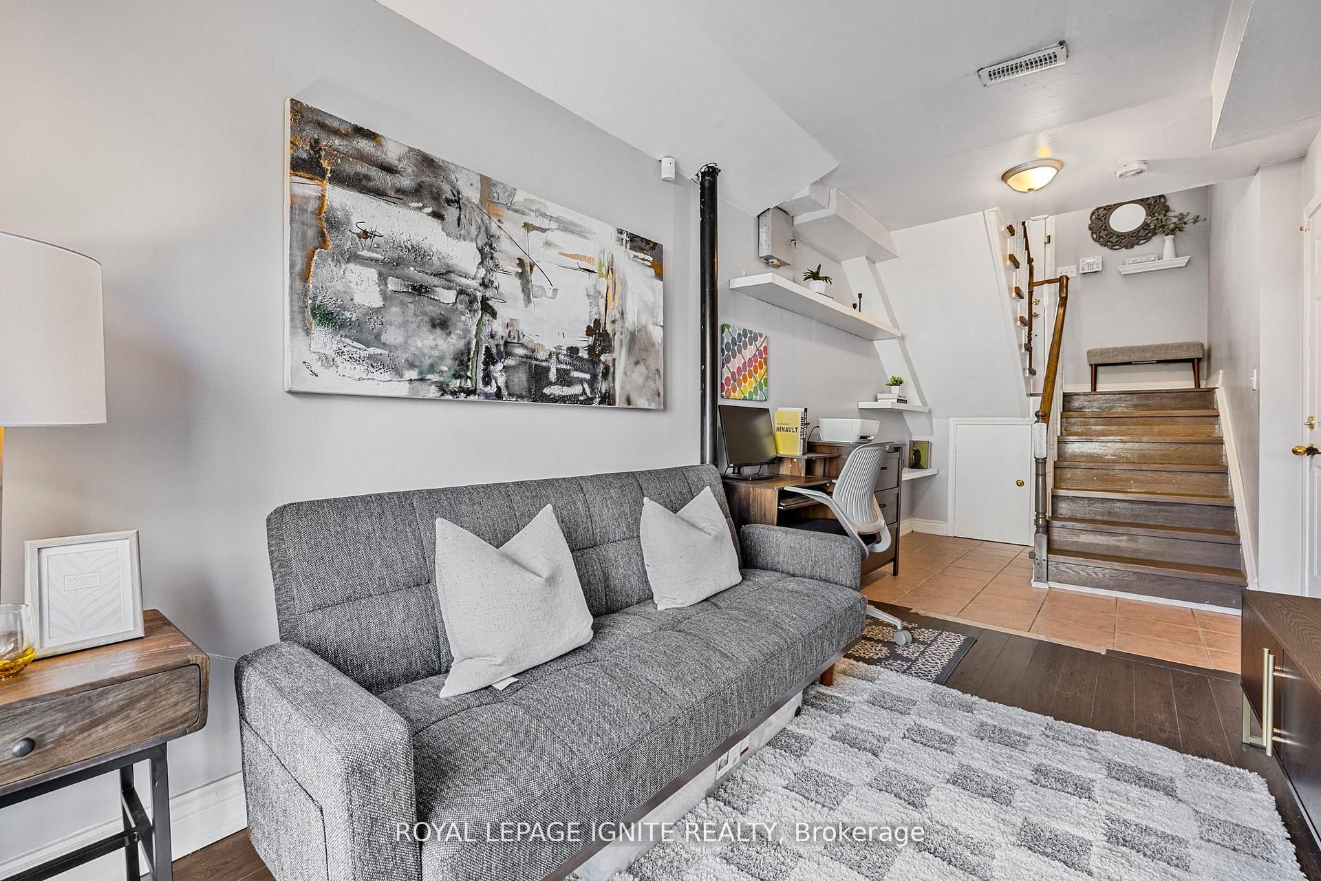 12 Eli Shackleton Court