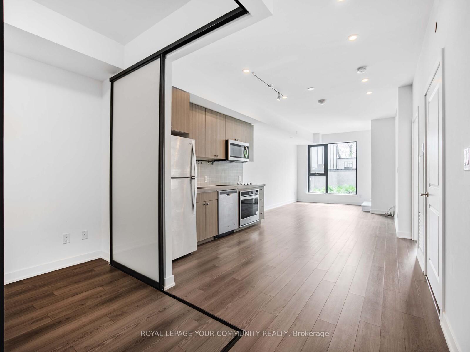 2 Bedrooms Condo at 2799 Kingston, Toronto For sale