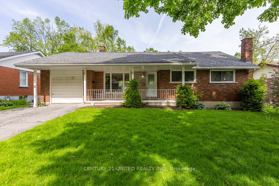 28 Larchwood