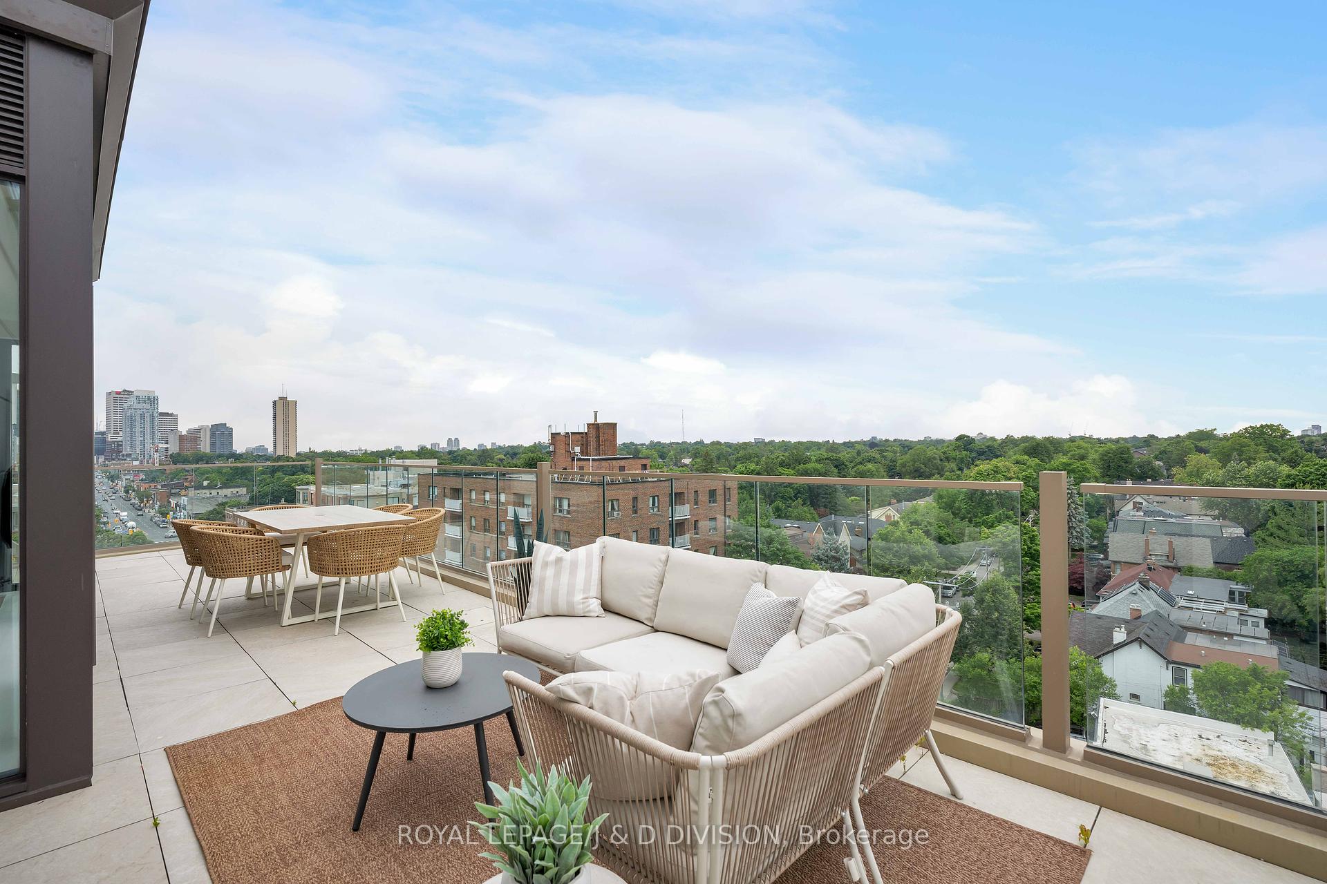 3 Bedrooms Condo at 1 Strathgowan, Toronto For sale