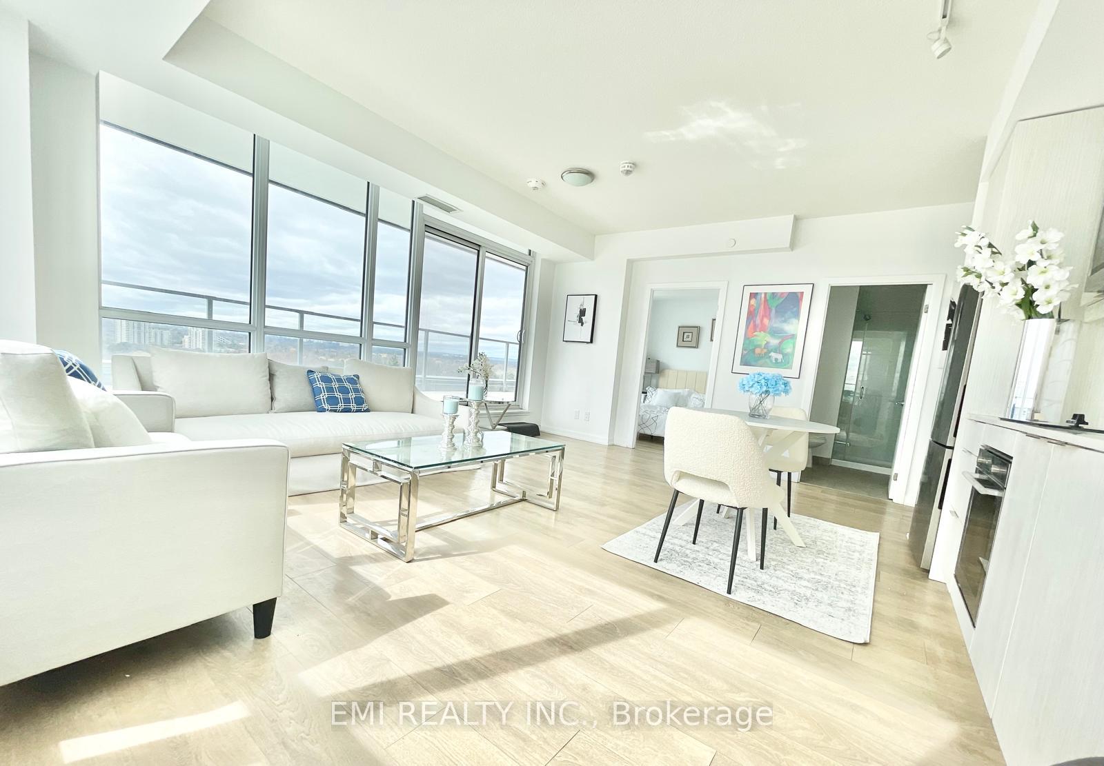 3 Bedrooms Condo at 36 Forest Manor,  Toronto For sale