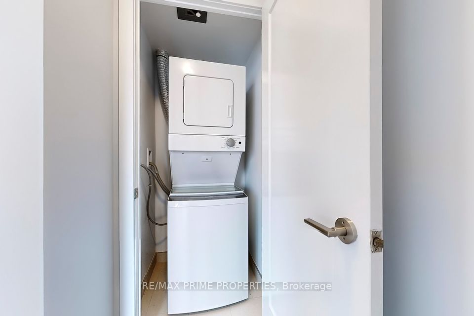 https://trreb-image.ampre.ca/pziG8K-vDumvzGxqDGM9dyu84MyAs2I1XU4T0mruhrs/rs:fit:960:960/wm:.5:so:0:50:.4/wmsh:10/wmt:PHNwYW4gZm9yZWdyb3VuZD0nd2hpdGUnIGZvbnQ9JzY4Jz5SRS9NQVggUFJJTUUgUFJPUEVSVElFUywgQnJva2VyYWdlPC9zcGFuPg/L3RycmViL2xpc3RpbmdzLzQwLzQ4Lzc5LzUzL3AvYzk5MmQyZmMtNGY2OS00NTA5LWE5MTctMjAzYWM4ZWVjODM5LmpwZw.jpg