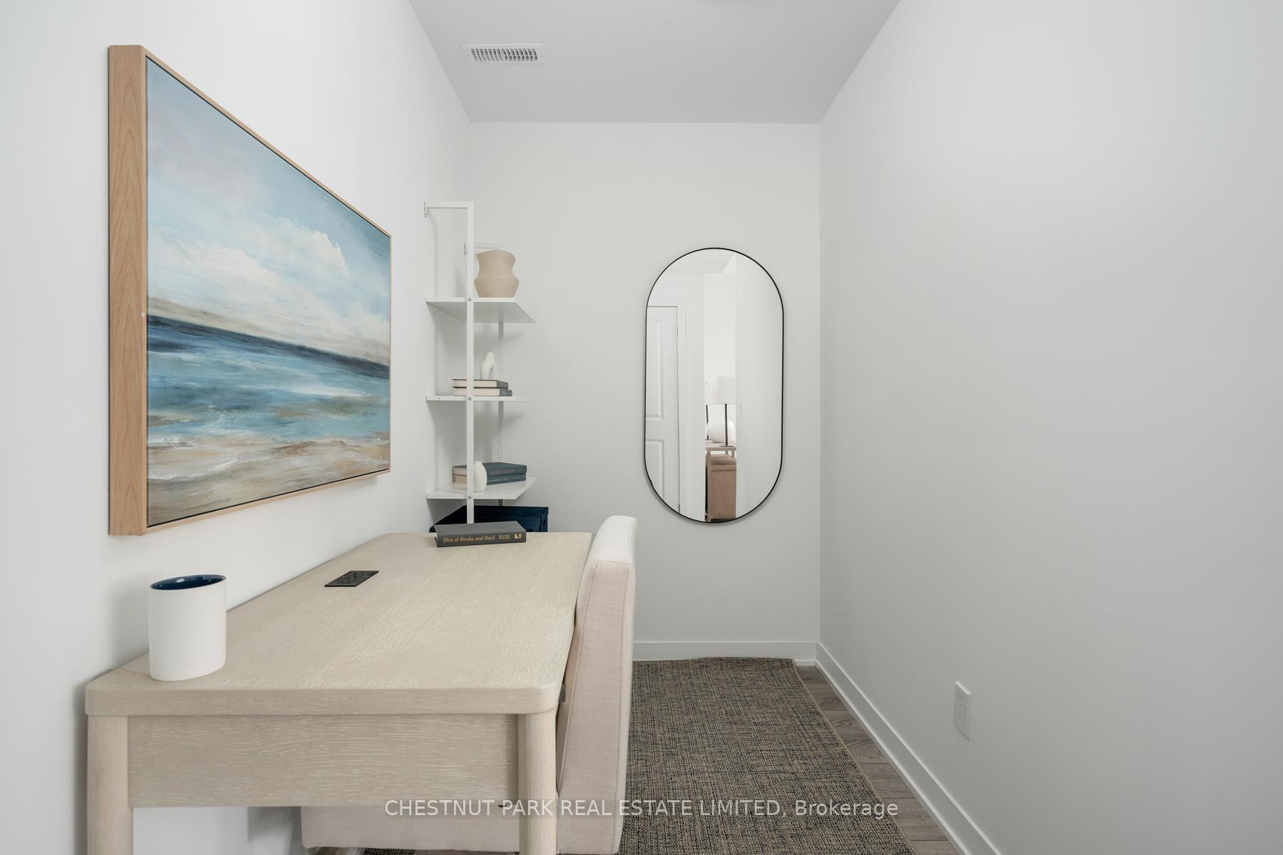 3 Bedrooms Condo at 4045 Hickory,  Mississauga For sale