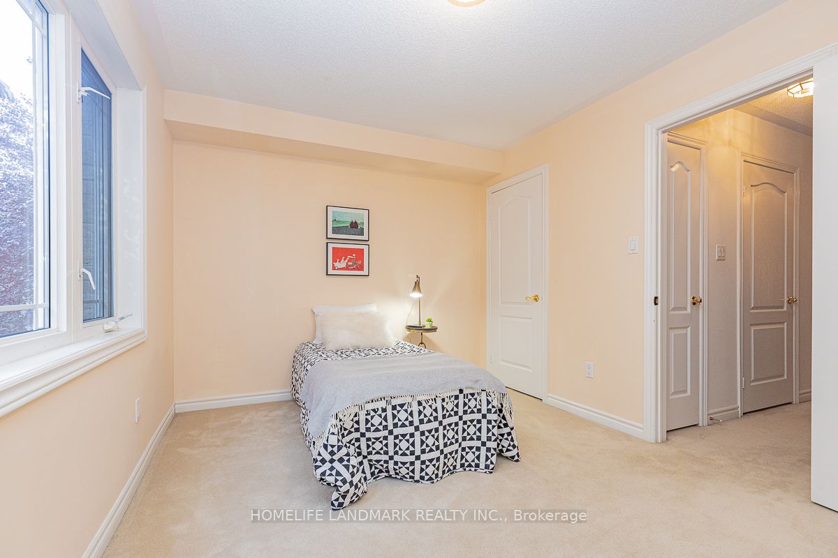4 William Poole Way, #14