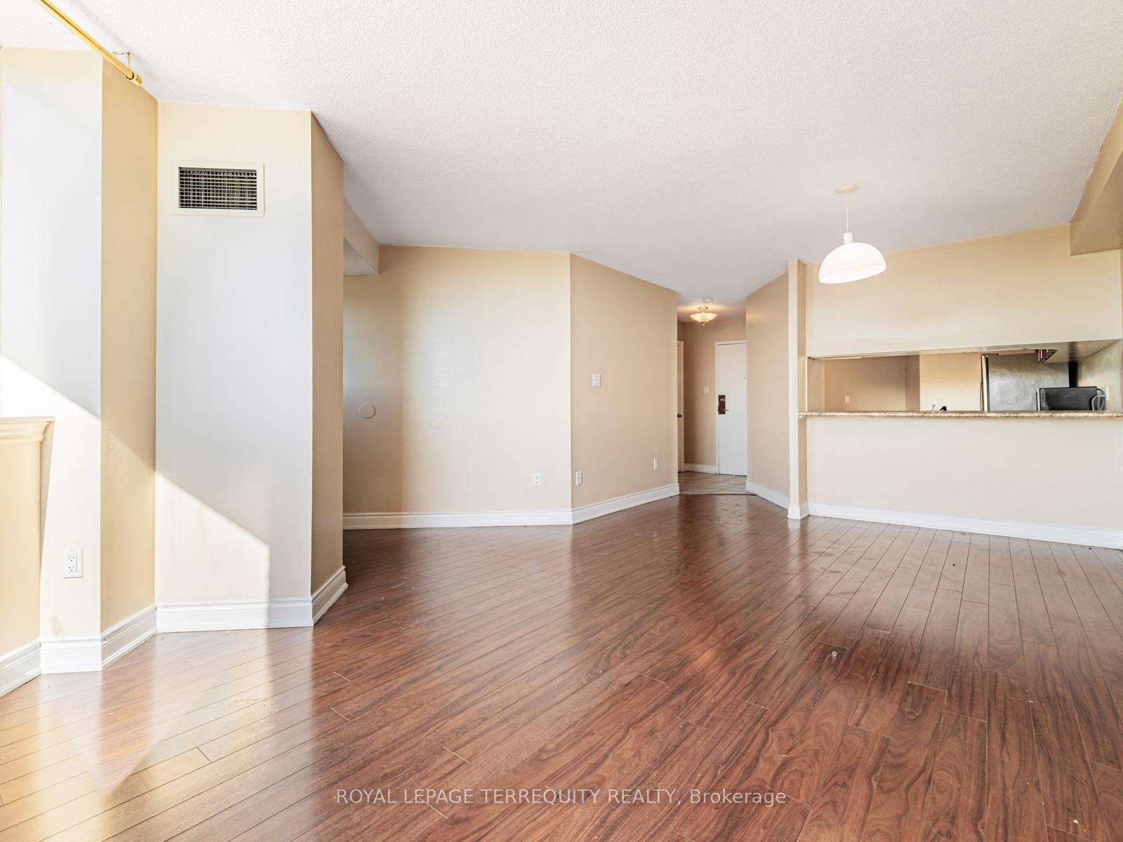 3 Bedrooms Condo at 234 Albion, Toronto For sale