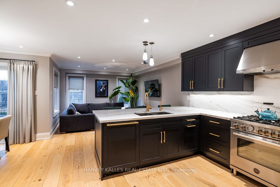131 Chayna Crescent