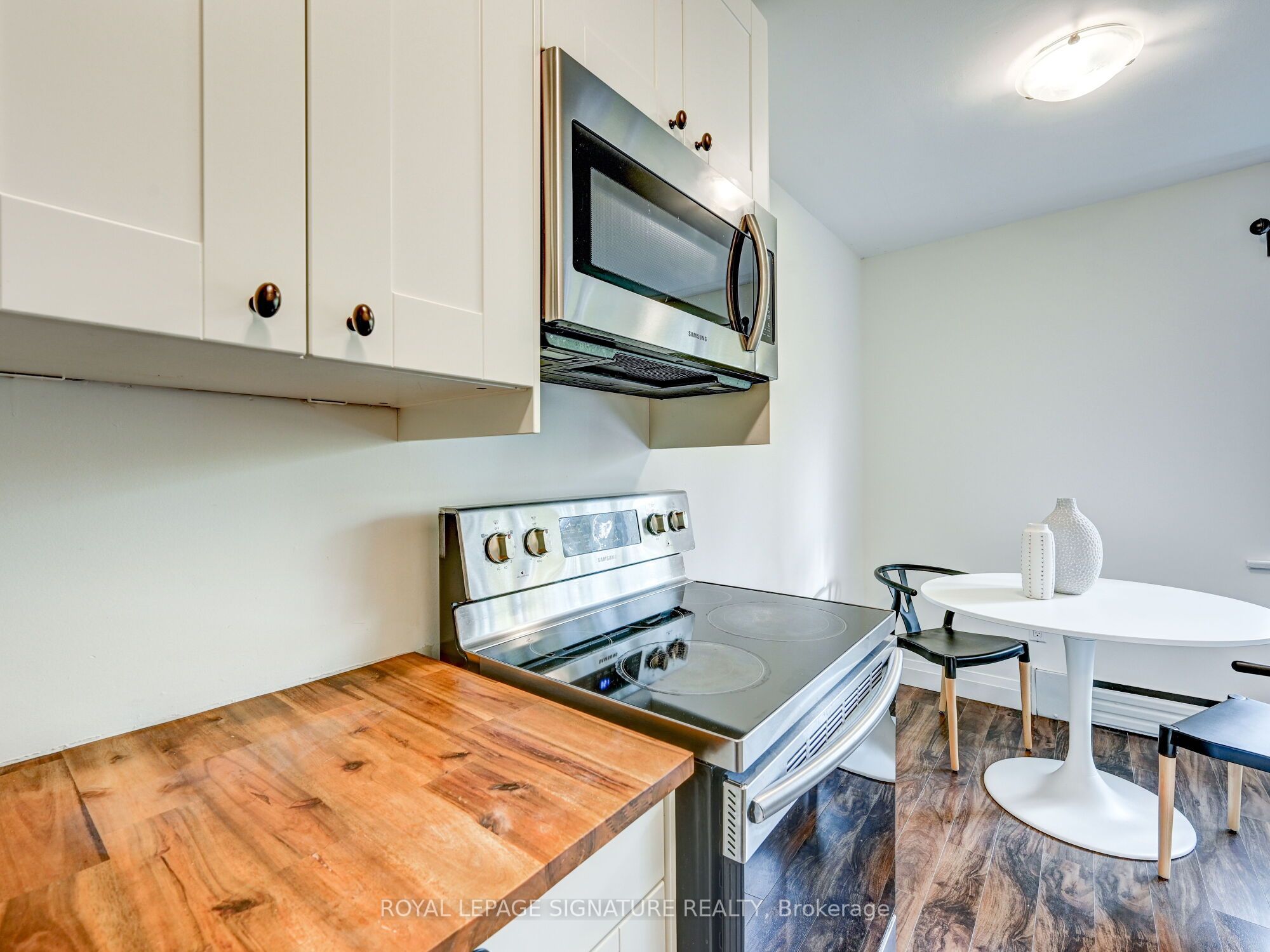 40 Cavell Avenue, Toronto W06 Mimico